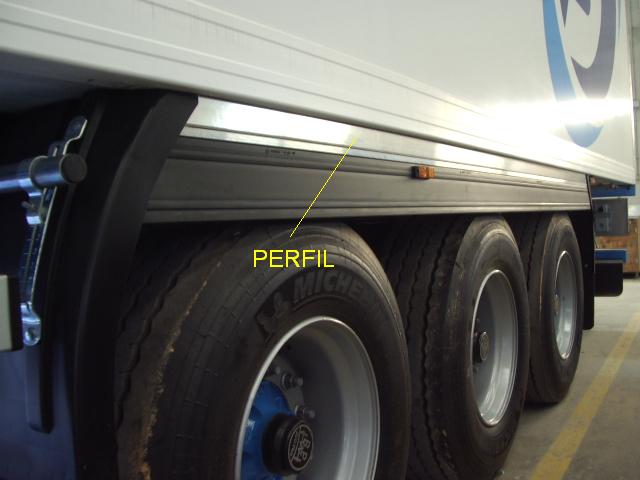 404500200 PERFIL ALUMINIO ANCHO FALDILLA LATERAL (INGLESES)